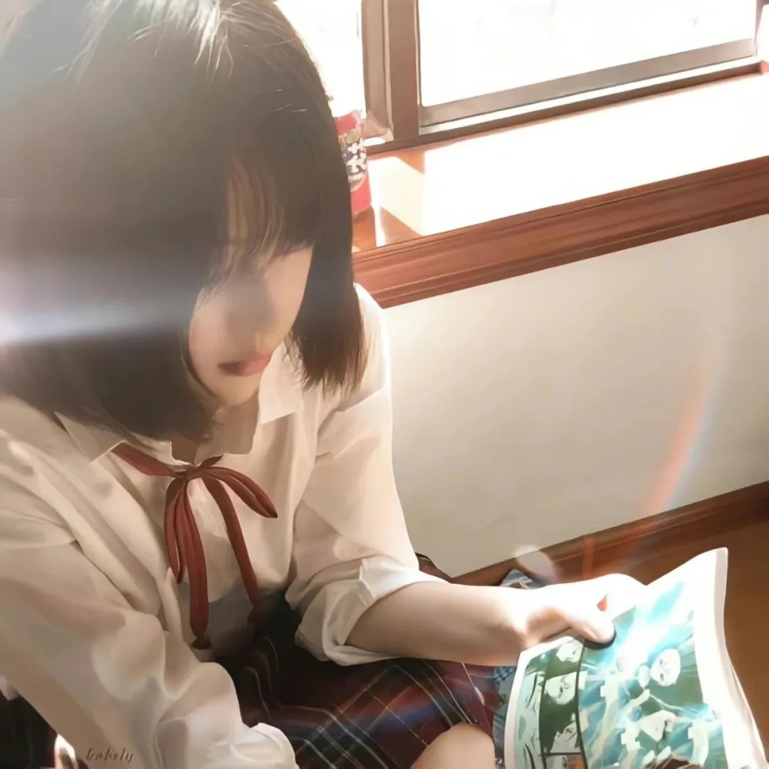黄阿丽：小眼镜蛇
